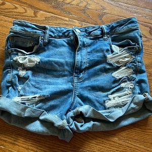 American eagle. High rise Jean shorts